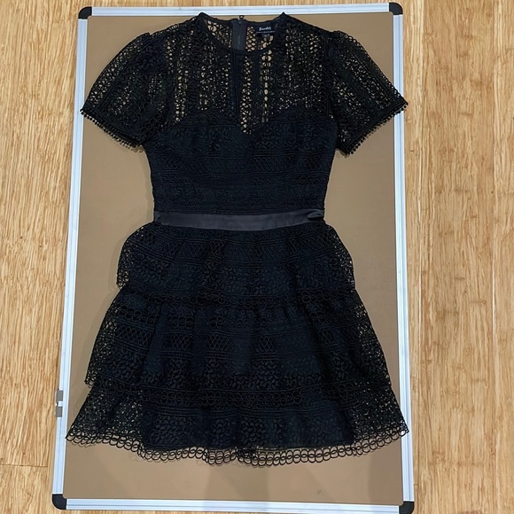 BARDOT AVA LACE DRESS - Picture 3 of 7